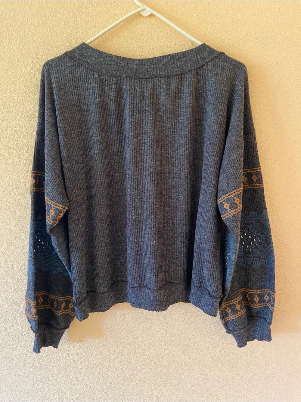 Women’s Miss Me Grey Pullover Sweater, Loose Fit, Bling, Size Large, Stretch